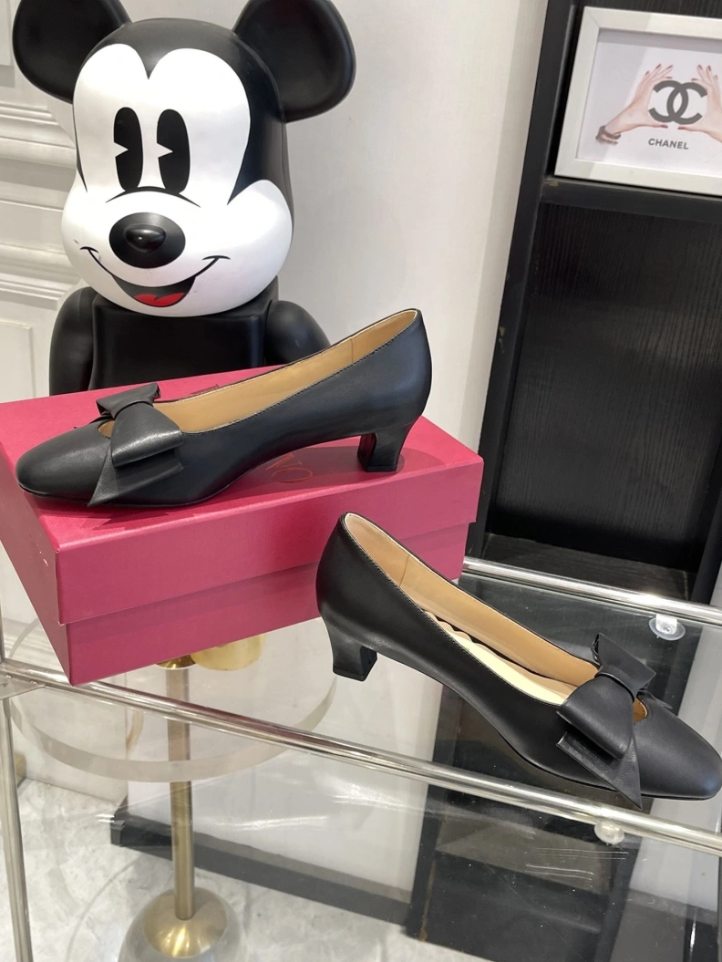 Trendy Vxlxntino flat shoes 229889