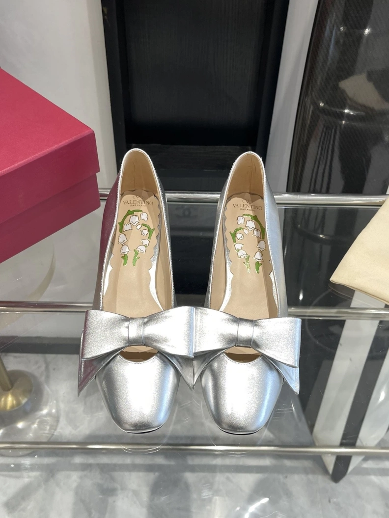Resilient Vxlxntino flat shoes 229881