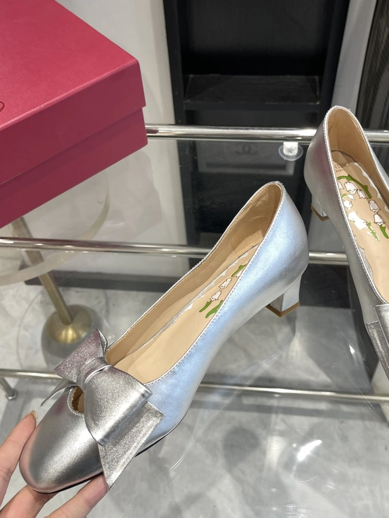 Resilient Vxlxntino flat shoes 229881