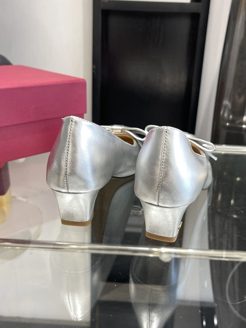 Resilient Vxlxntino flat shoes 229881