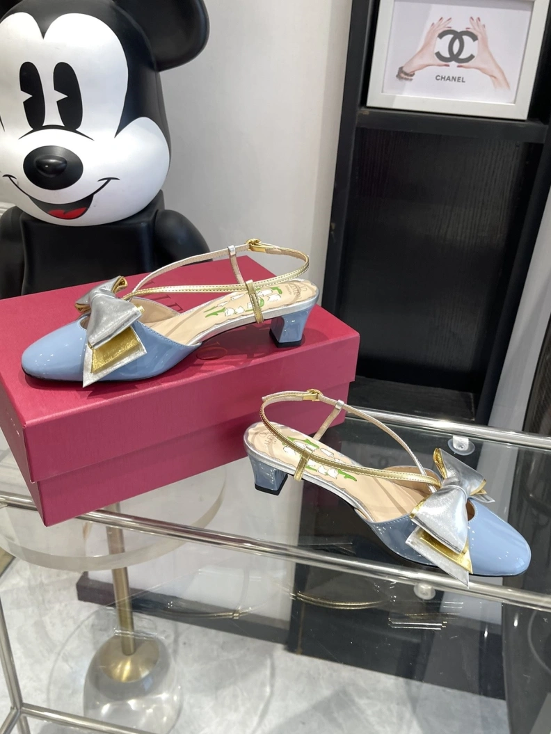 Trendy Vxlxntino Sandals 229759