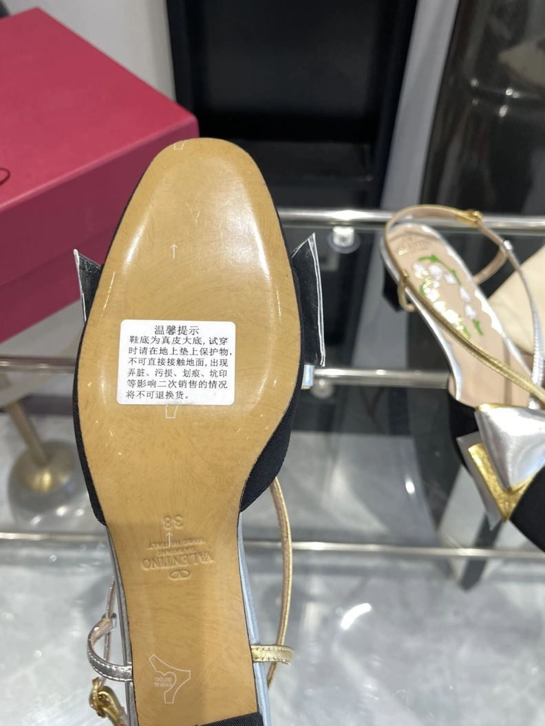 Comfortable Vxlxntino Sandals 229758