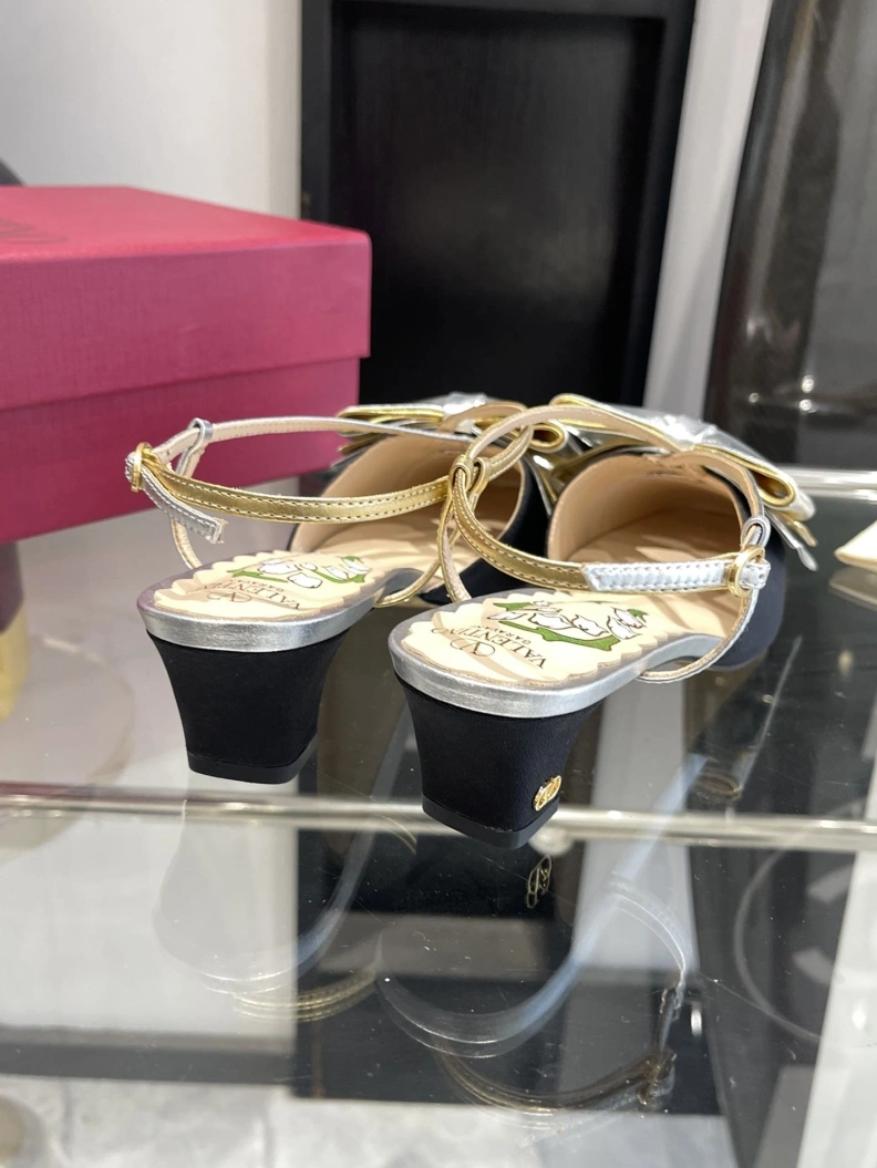 Comfortable Vxlxntino Sandals 229758