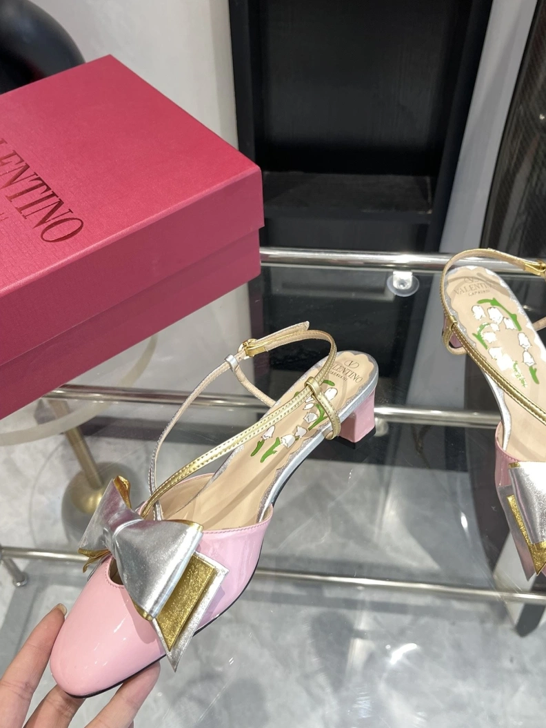 Efficient Vxlxntino Sandals 229753