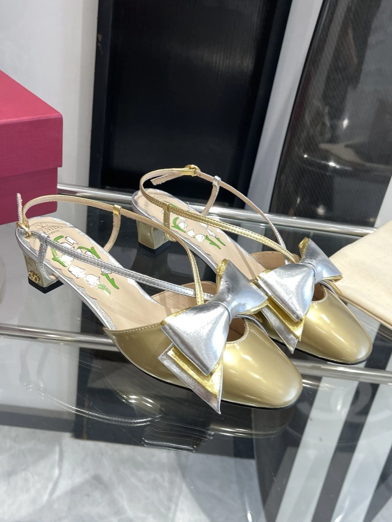 Minimalist Vxlxntino Sandals 229739