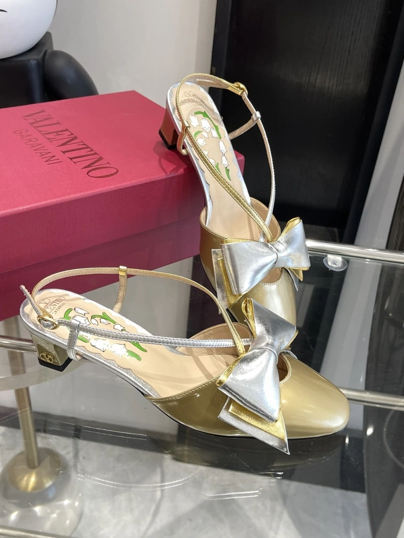 Minimalist Vxlxntino Sandals 229739