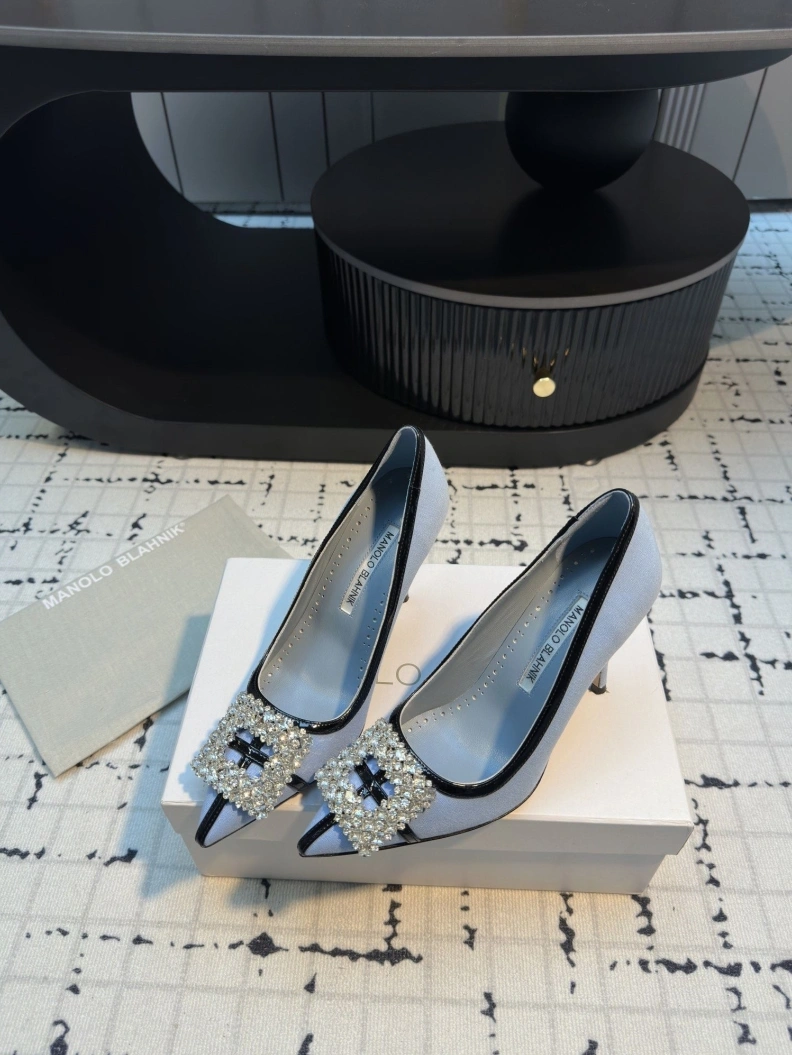 Mxnxlo Blxhnxk flat shoes Refined 193003