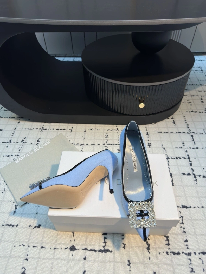 Mxnxlo Blxhnxk flat shoes Refined 193003