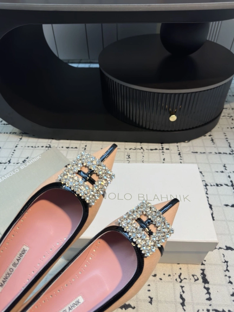 Mxnxlo Blxhnxk flat shoes WellDesigned 193013