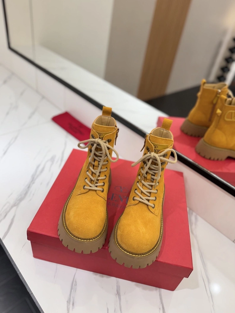 Comfortable Vxlxntino Boots 229968