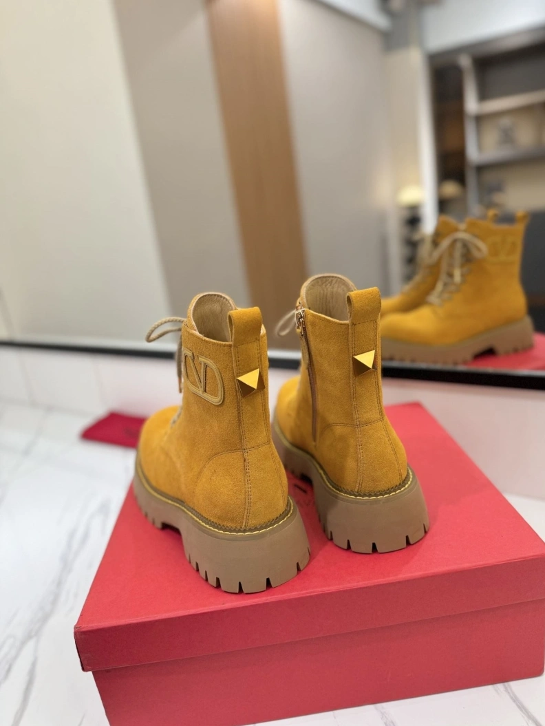 Comfortable Vxlxntino Boots 229968