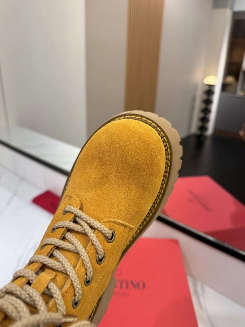 Comfortable Vxlxntino Boots 229968