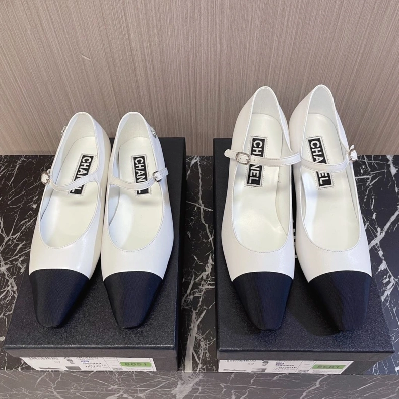 Cozy Chxnxl High Heels 120795