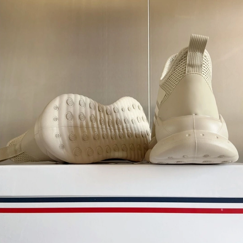 Mxnclxr Sneakers Timeless 197517