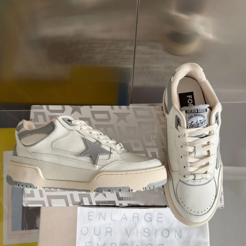 EyeCatching Othxr Sneakers 212383