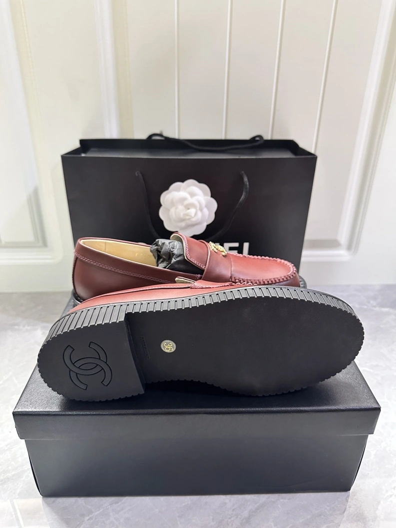 Fashionable Chxnxl Leather Shoes 120705