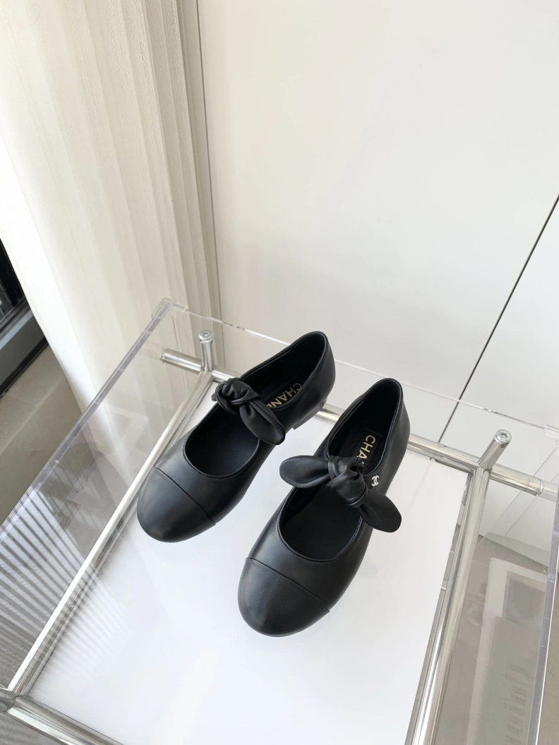 Versatile Chxnxl Flat Shoes 121009