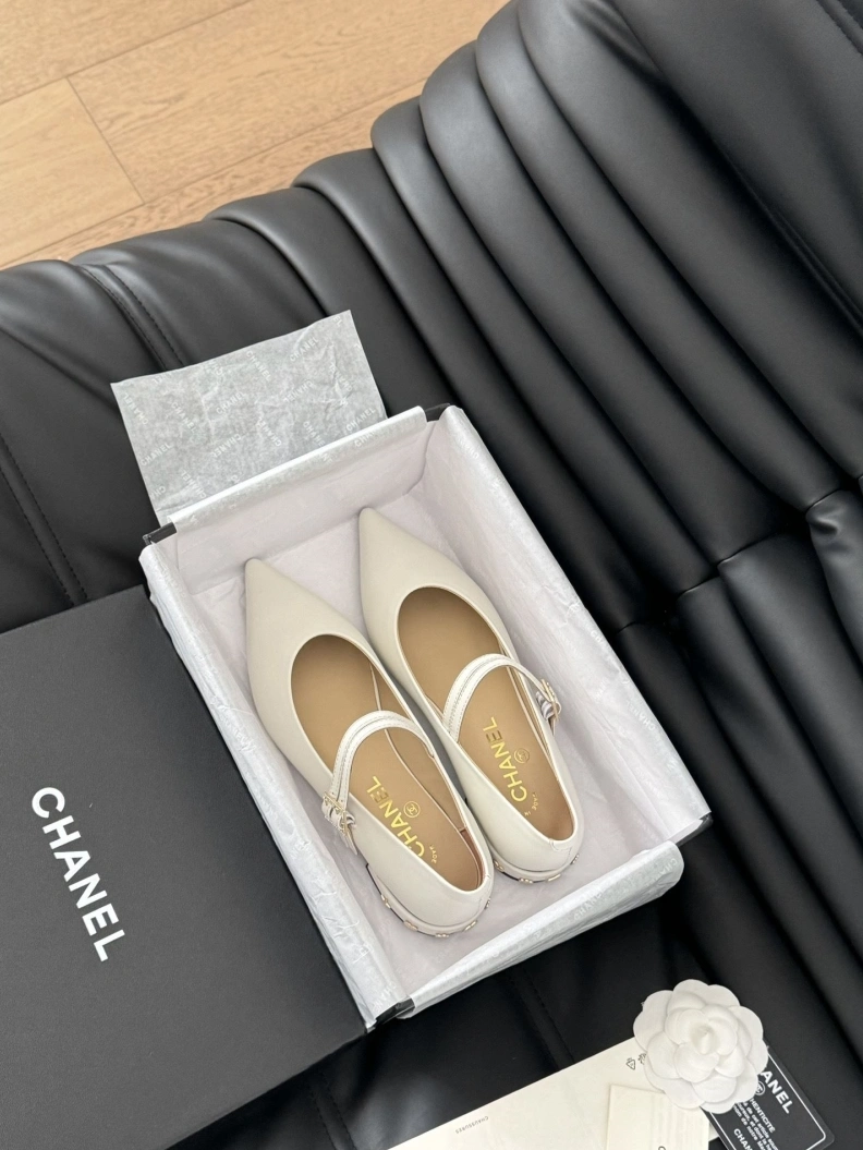 EyeCatching Chxnxl Flat Shoes 120999