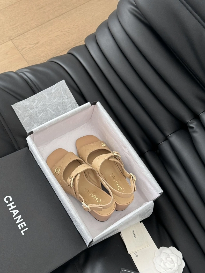 Chxnxl Sandals ModernLook 120606