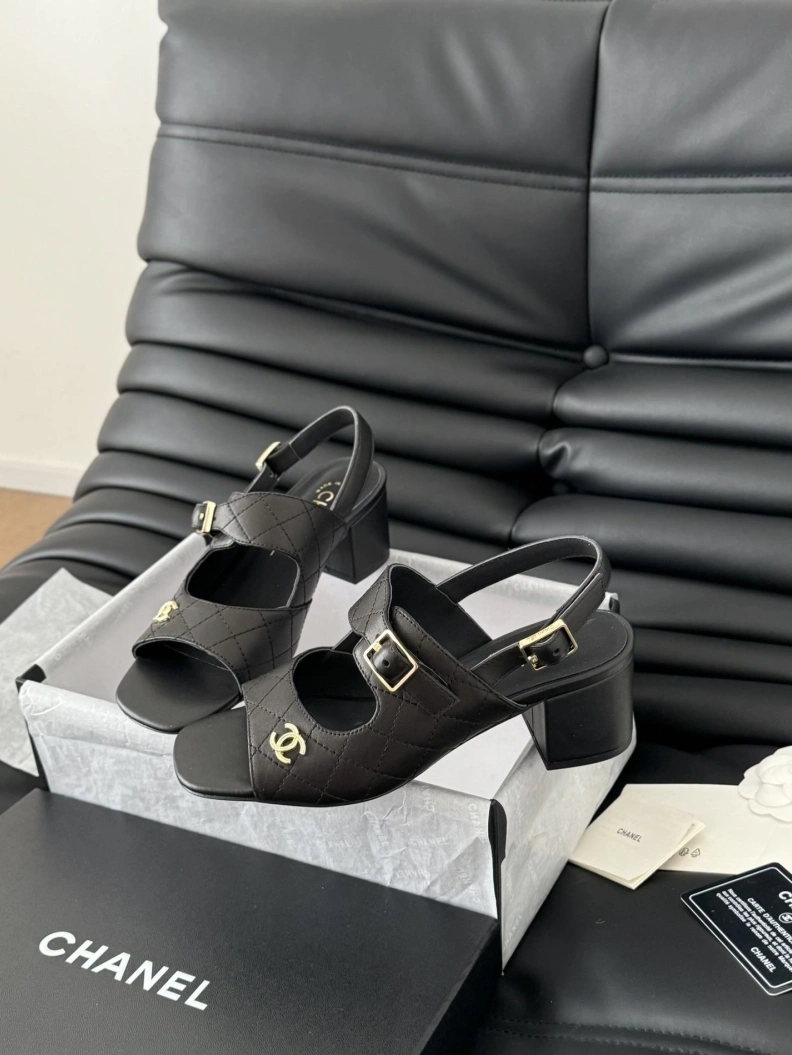 Refined Chxnxl Sandals 120609
