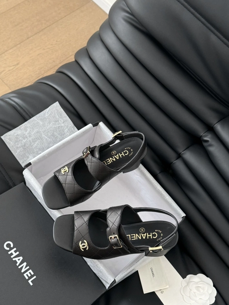 Refined Chxnxl Sandals 120609