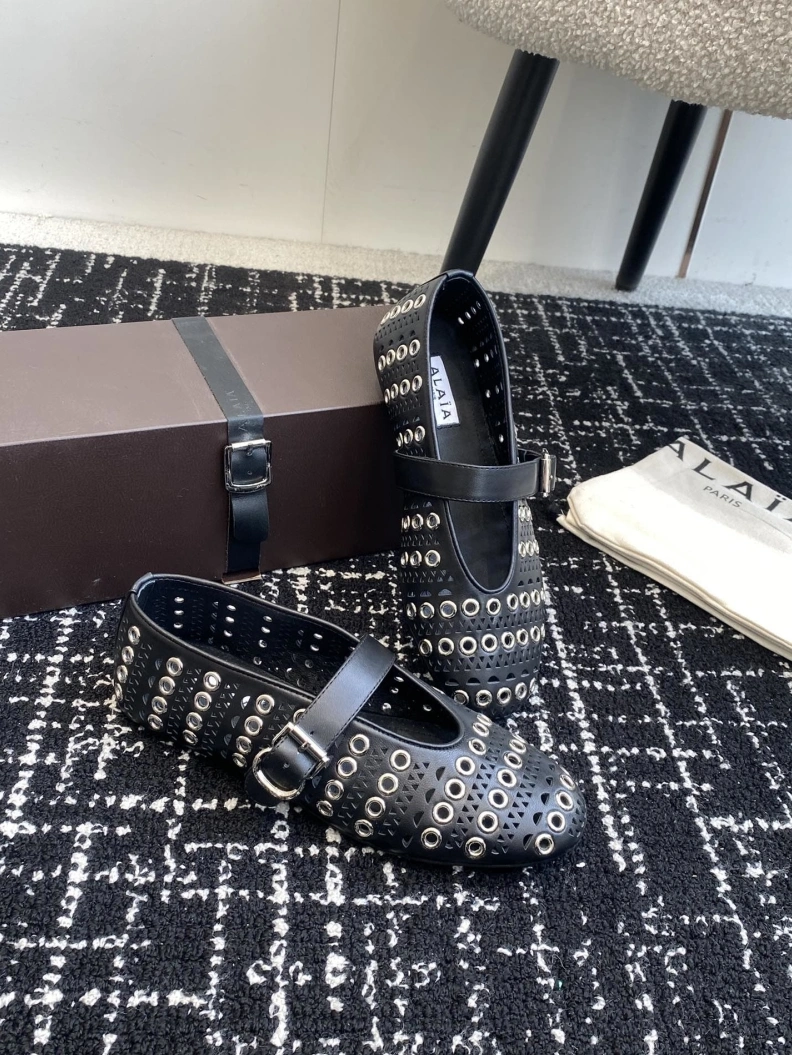 Unique Othxr flat shoes 212515