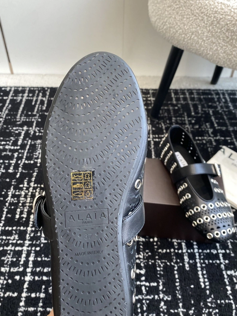 Unique Othxr flat shoes 212515