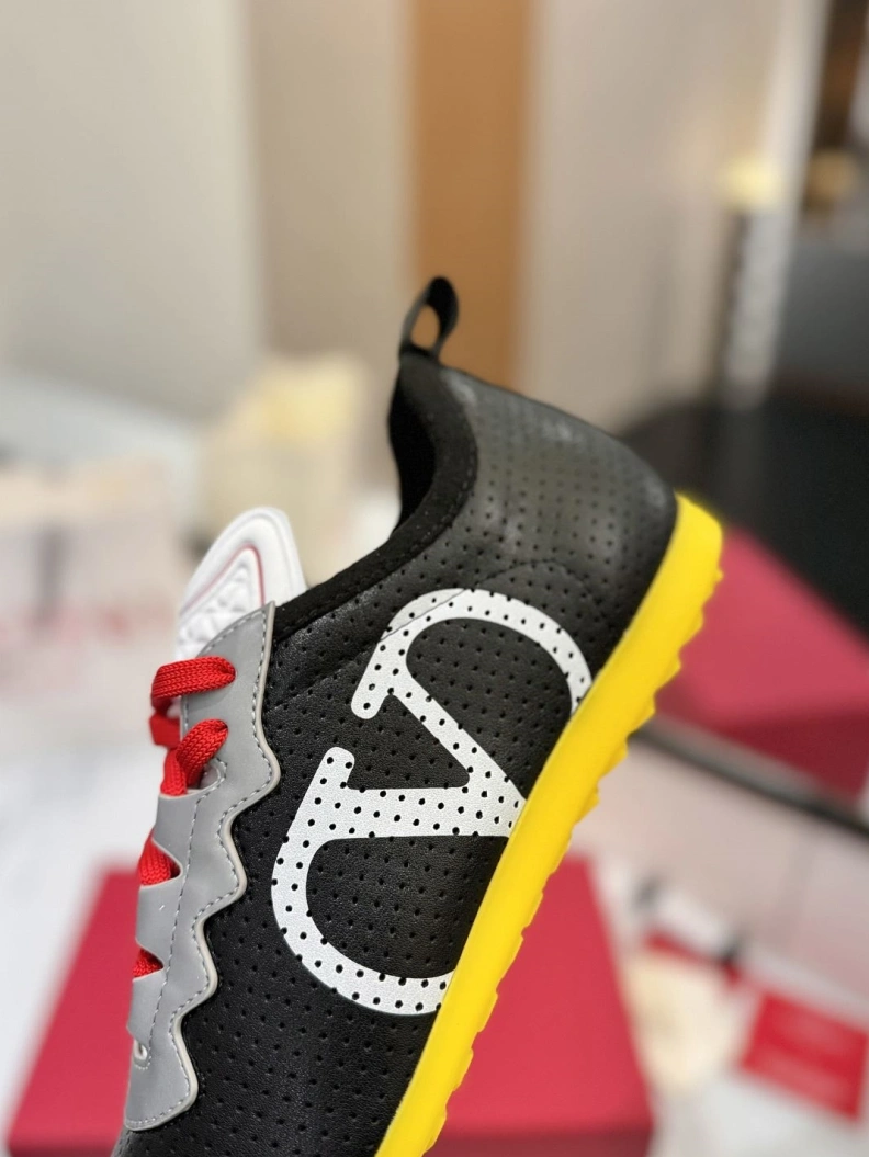 Compact Vxlxntino Casual Shoes 229933