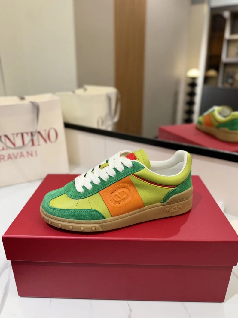Sophisticated Vxlxntino Casual Shoes 229910