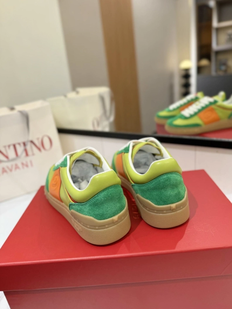 Sophisticated Vxlxntino Casual Shoes 229910