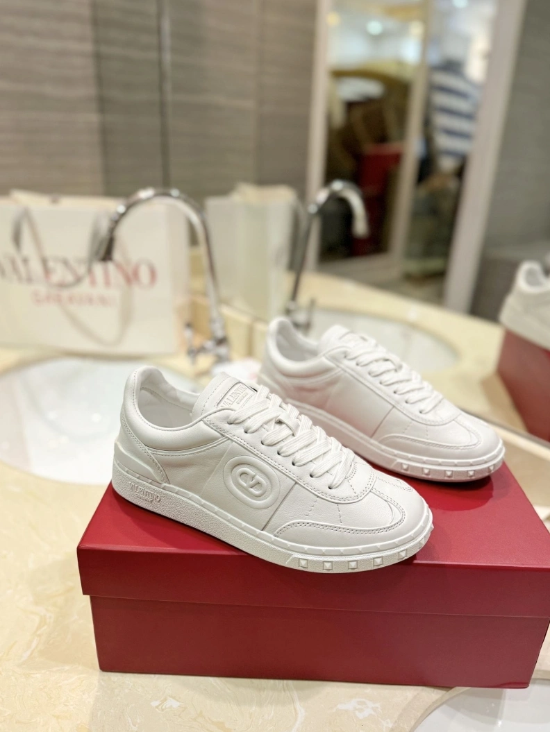 Classic Vxlxntino Casual Shoes 229912