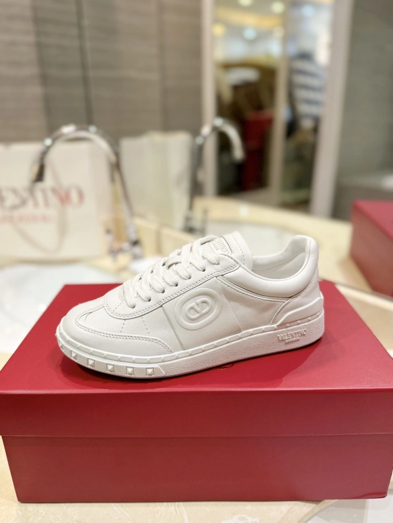 Classic Vxlxntino Casual Shoes 229912