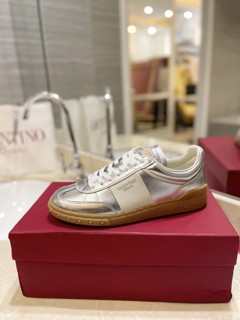 Fashionable Vxlxntino Casual Shoes 229906