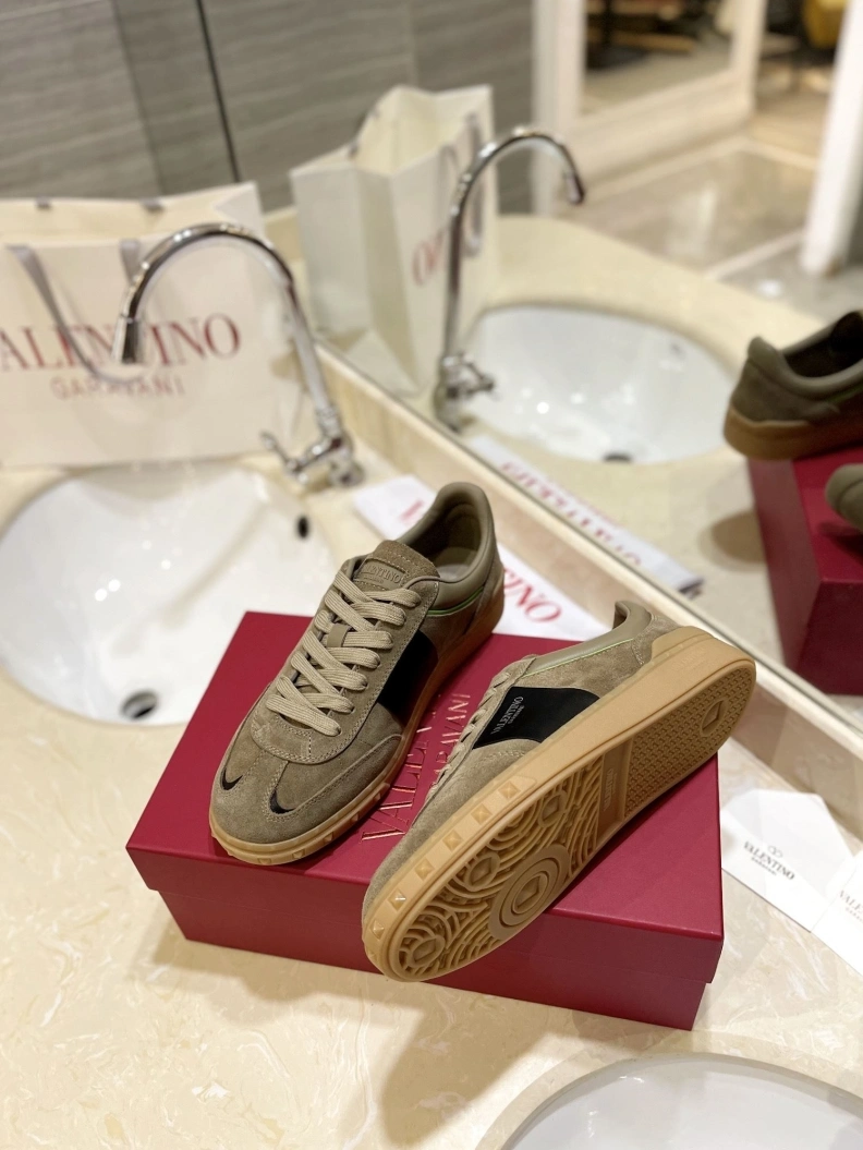 Vxlxntino Casual Shoes GoAnywhere 229900