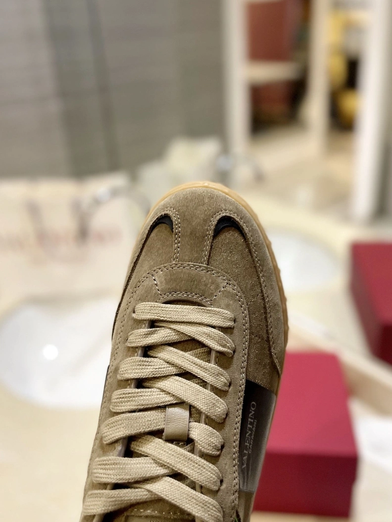 Vxlxntino Casual Shoes GoAnywhere 229900