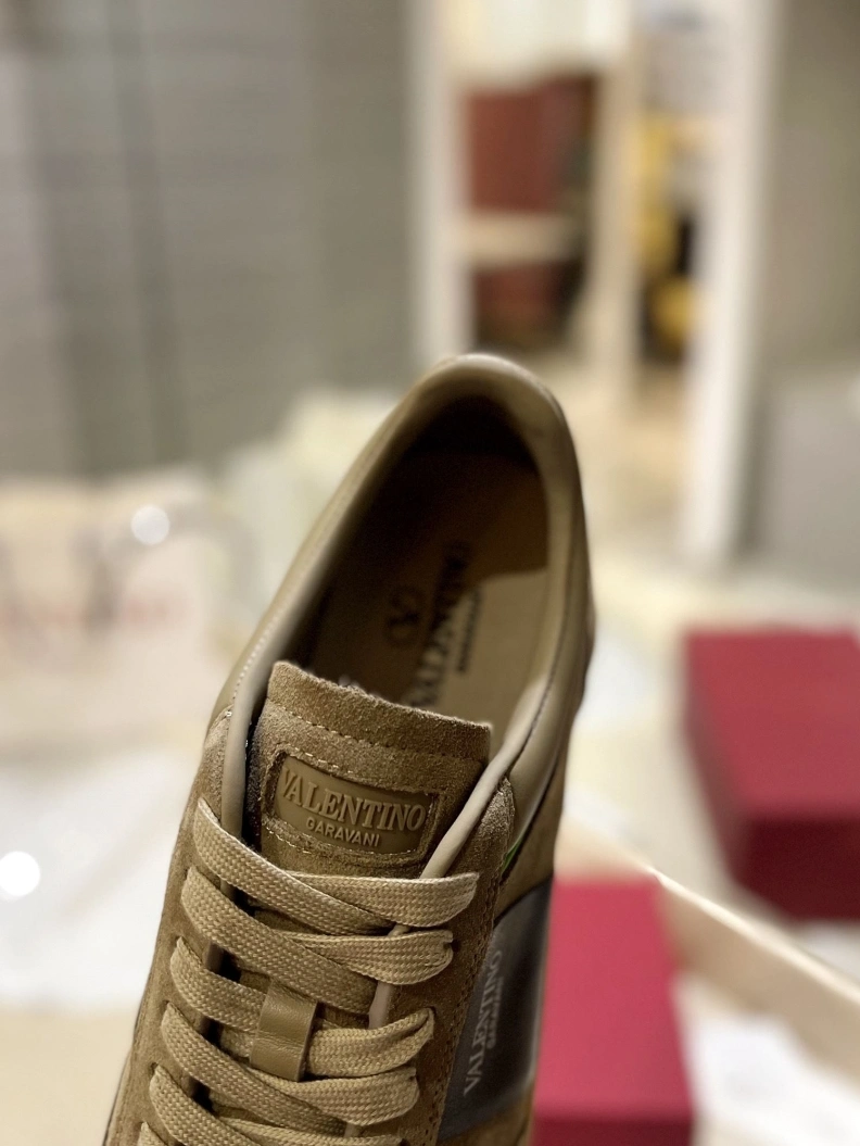 Vxlxntino Casual Shoes GoAnywhere 229900