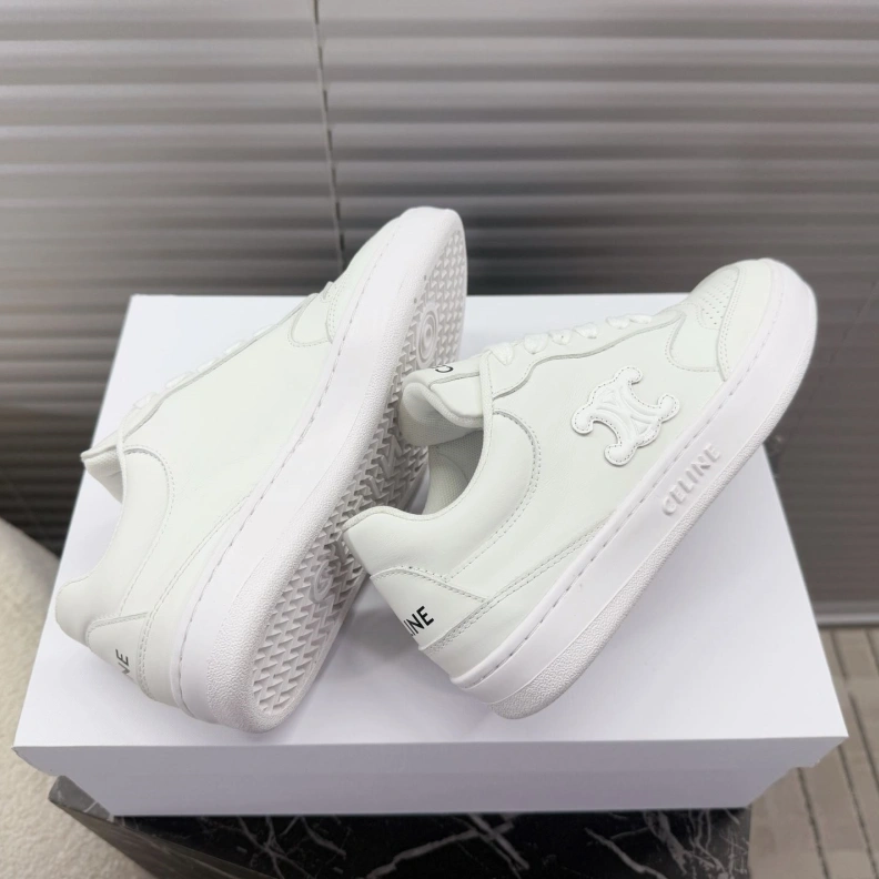 Lightweight Cxlxne Sneakers 116164