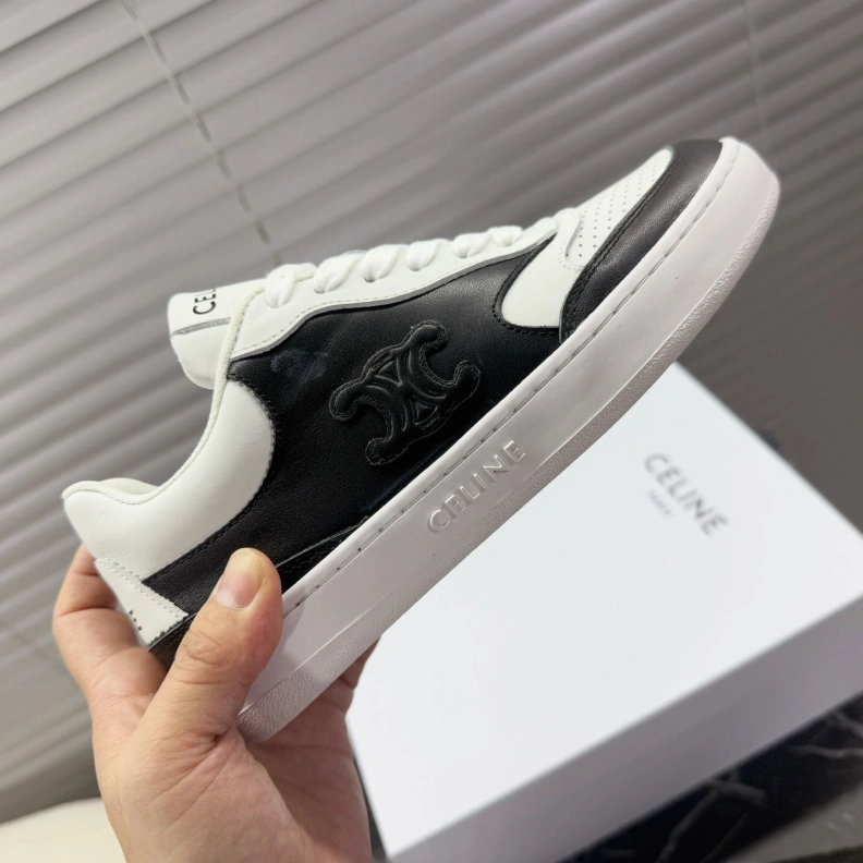 Fashionable Cxlxne Sneakers 116143