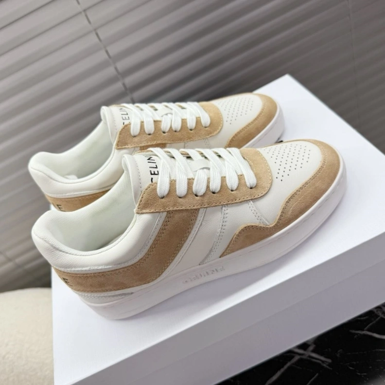 Versatile Cxlxne Sneakers 116133