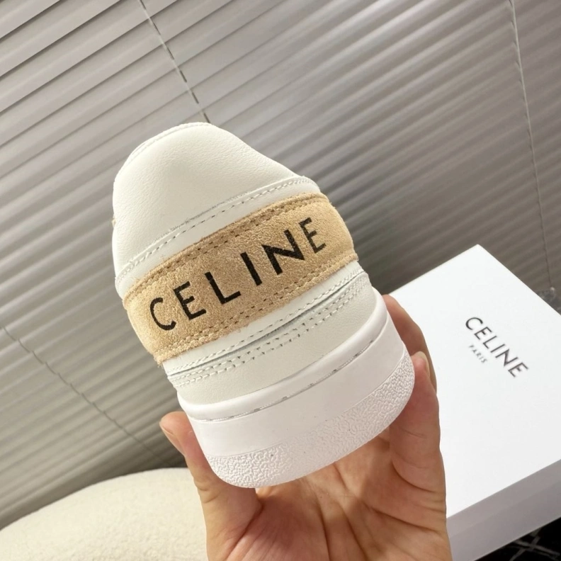 Versatile Cxlxne Sneakers 116133