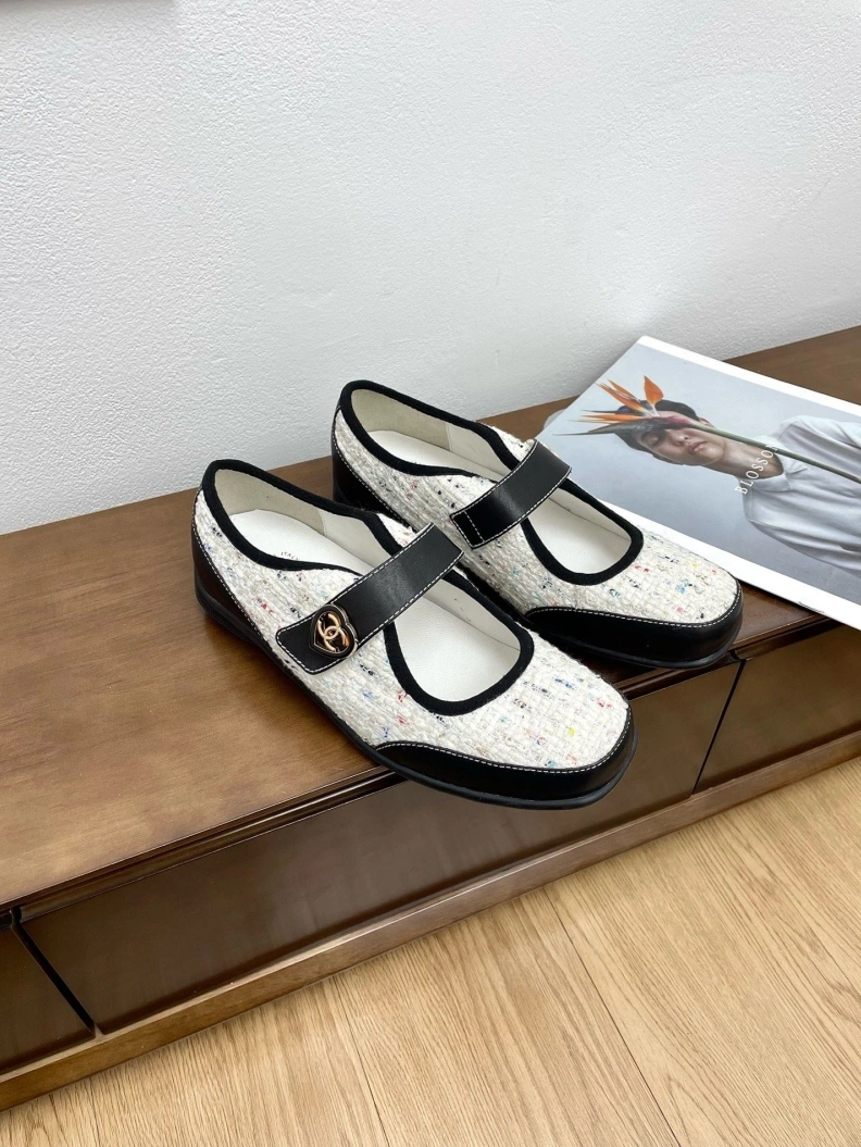 Practical Chxnxl Flat Shoes 120991