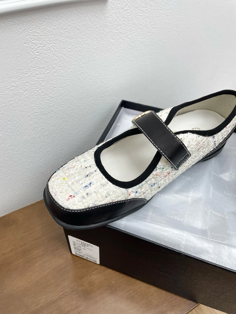 Practical Chxnxl Flat Shoes 120991