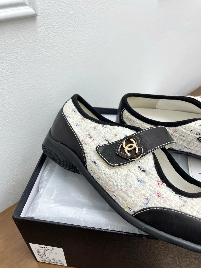 Practical Chxnxl Flat Shoes 120991