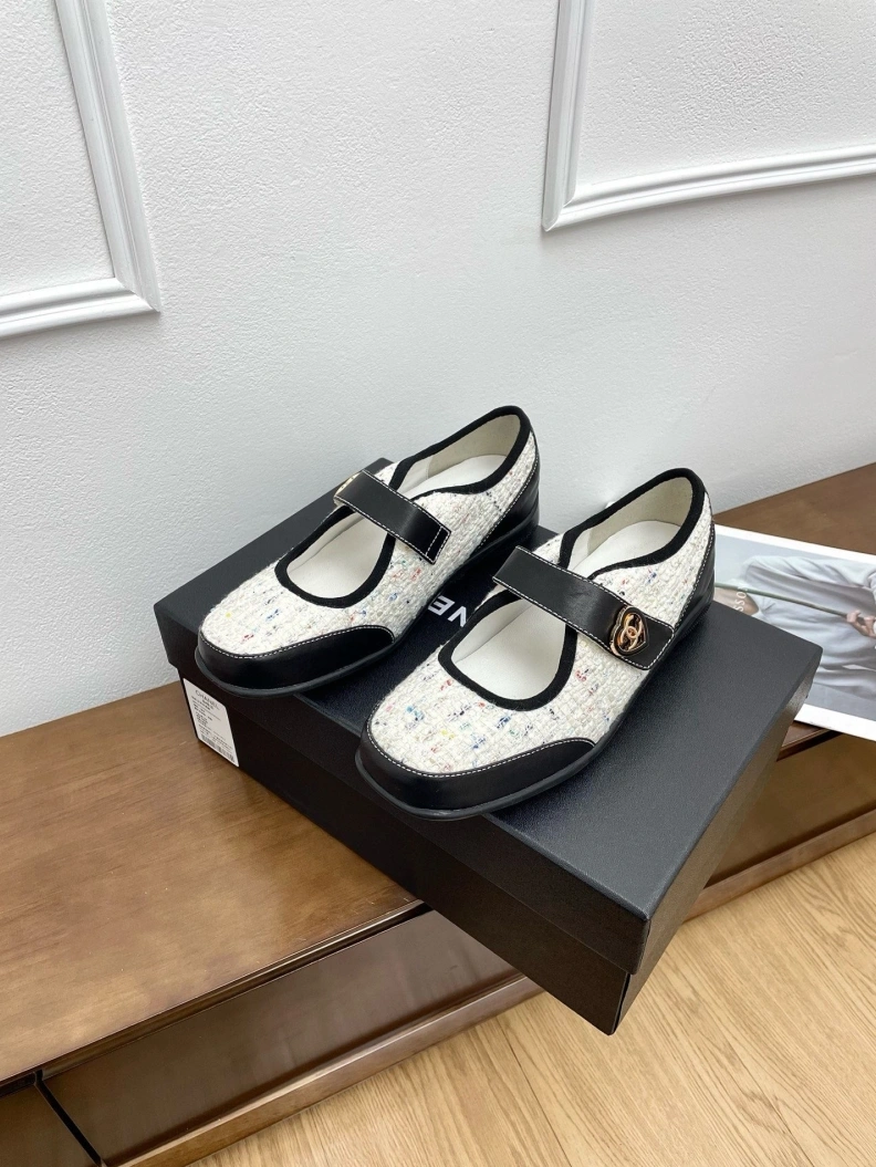 Practical Chxnxl Flat Shoes 120991