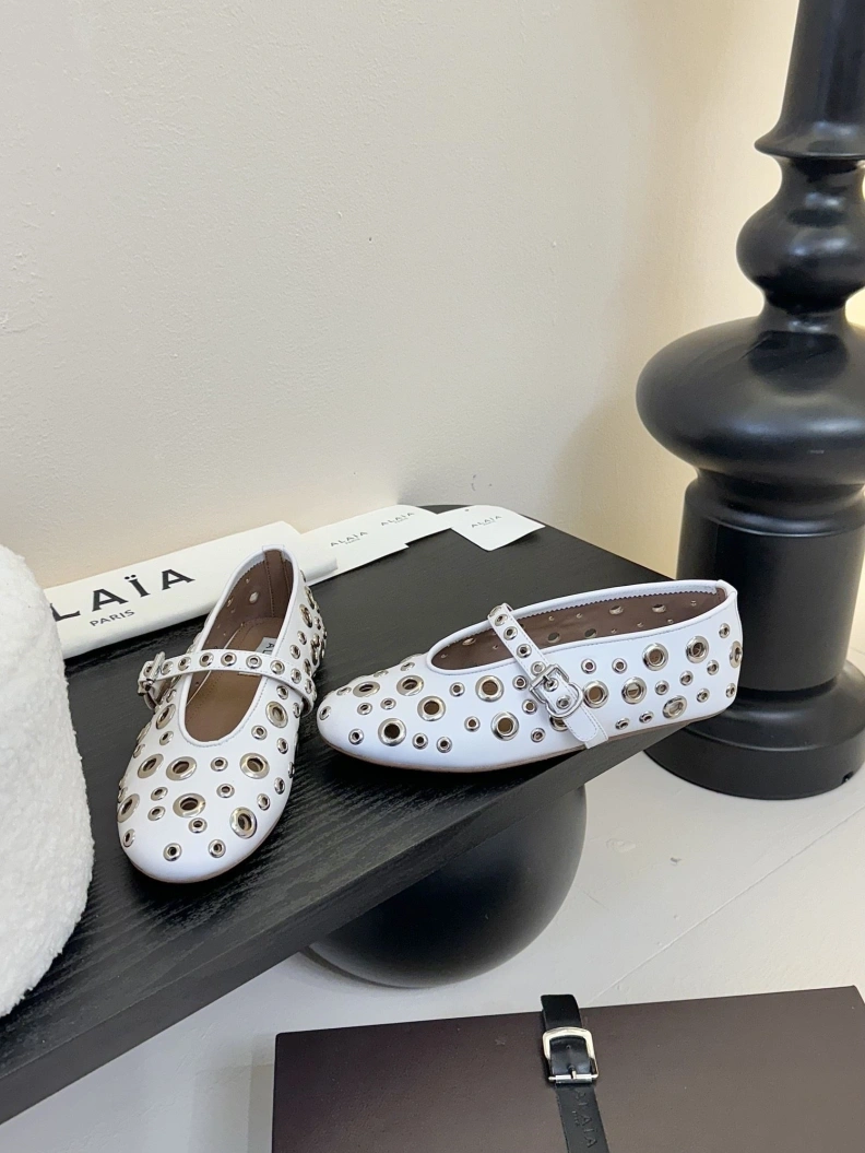 Fashionable Othxr flat shoes 212509