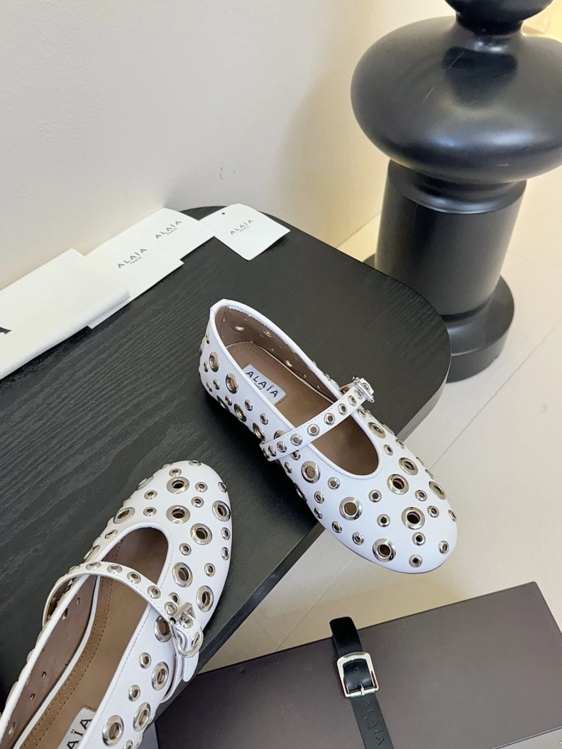 Fashionable Othxr flat shoes 212509