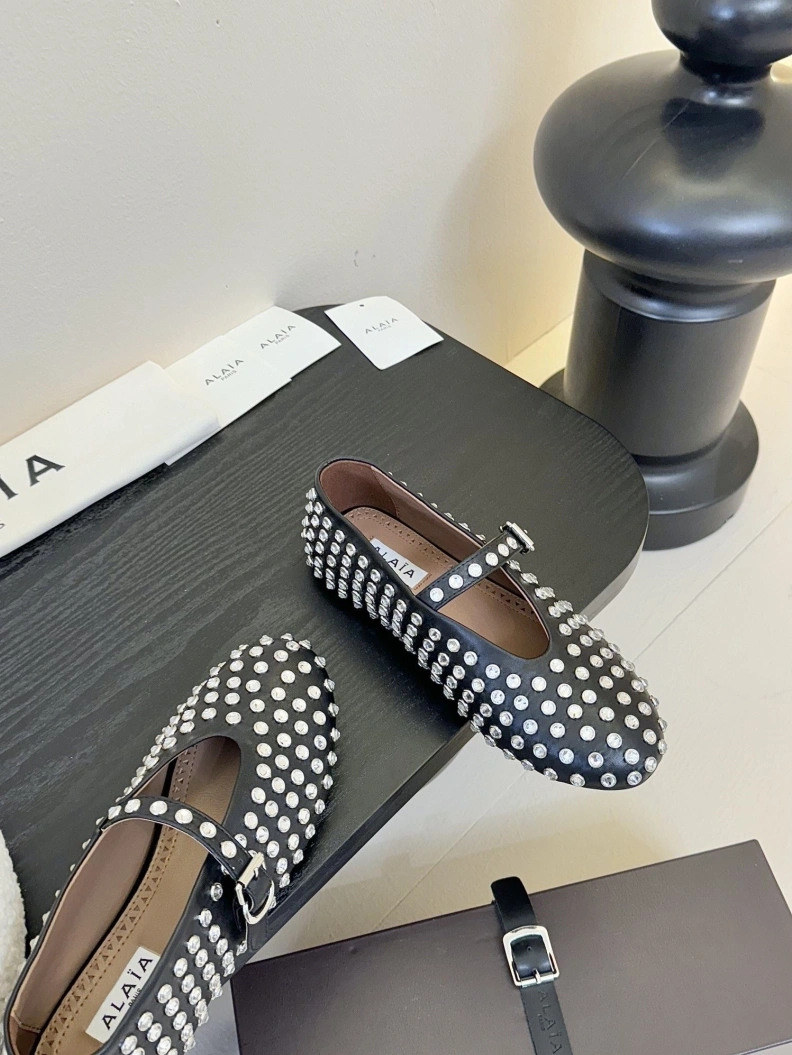WellDesigned Othxr flat shoes 212503