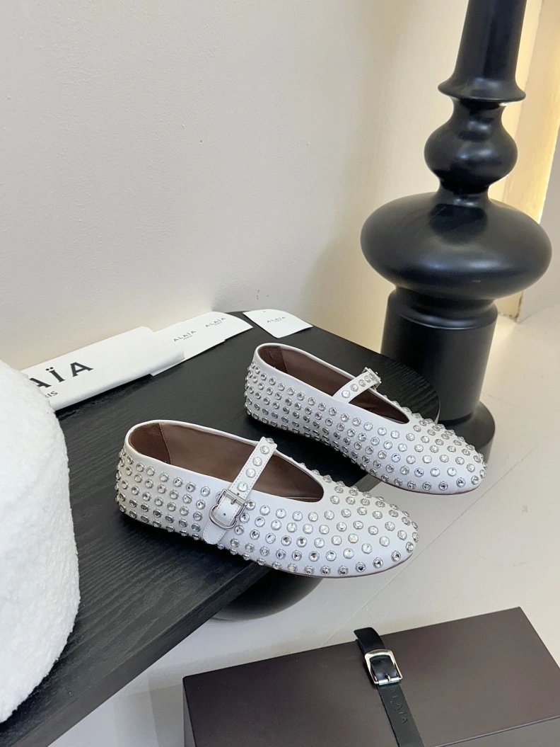 Fashionable Othxr flat shoes 212506