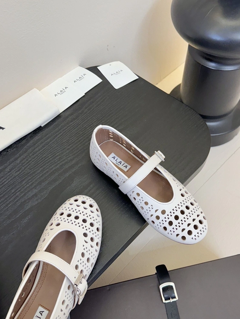 Othxr flat shoes Stylish 212502