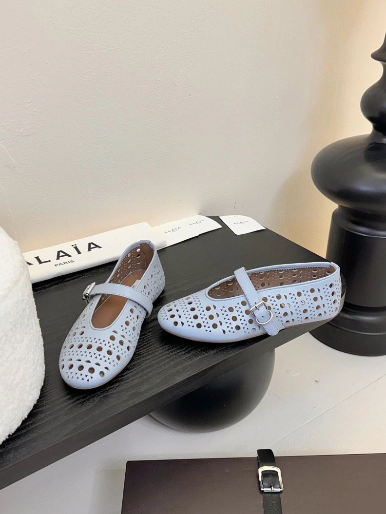 Timeless Othxr flat shoes 212498